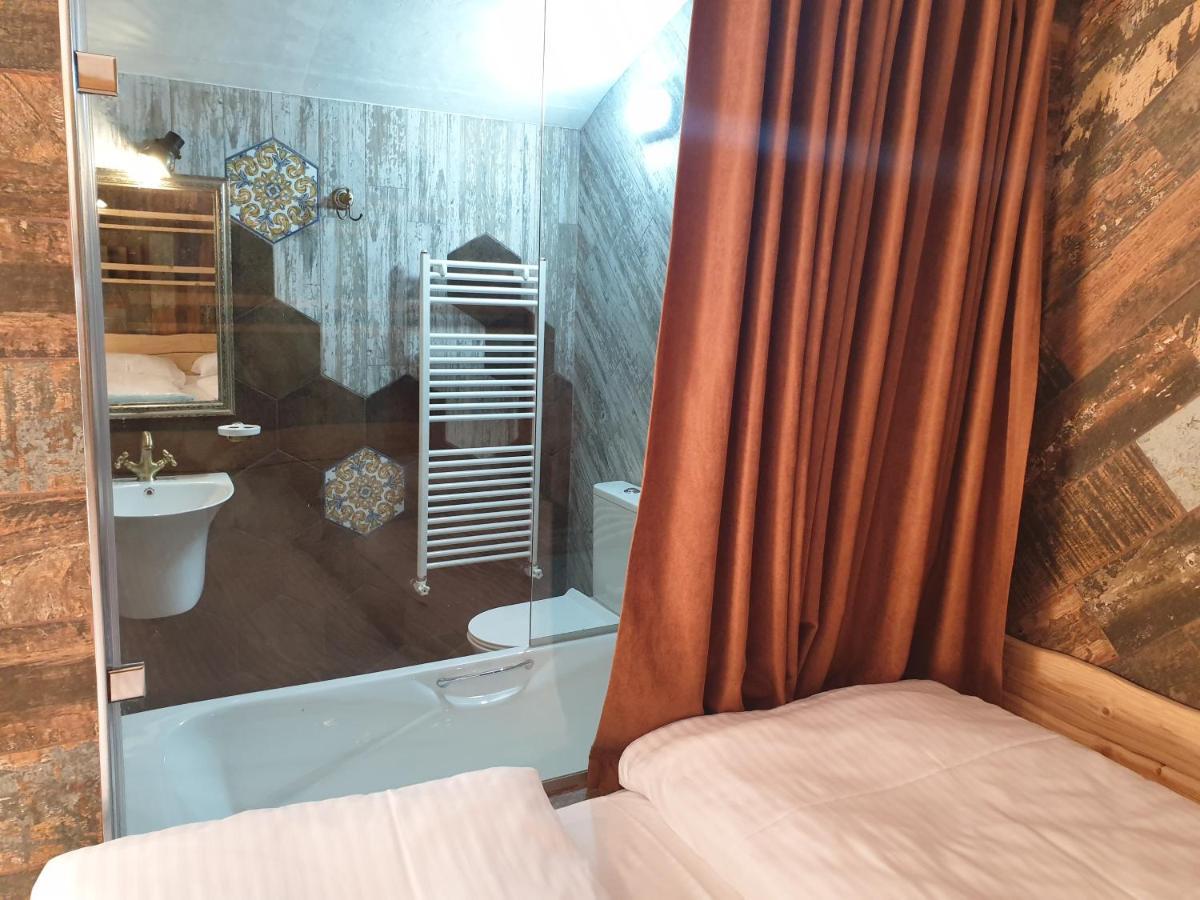 Cozy House Hotel Dilisan Kültér fotó