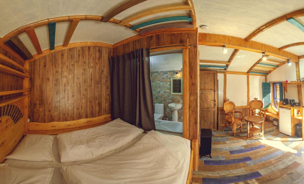 Cozy House Hotel Dilisan Kültér fotó