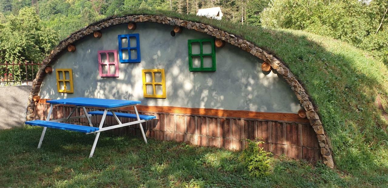 Cozy House Hotel Dilisan Kültér fotó